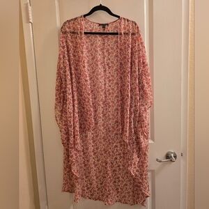 American Eagle Outfitters Pink Floral Shawl Size M